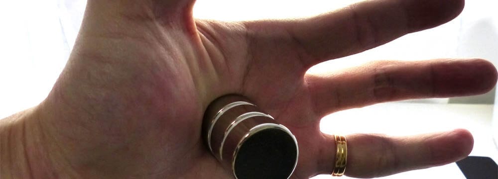 ndfebmagnetthruhand-d25x10mm-n52