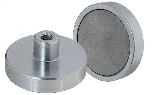 samarium-cobalt-shallow-pots-with-threaded-hole-1-590x548